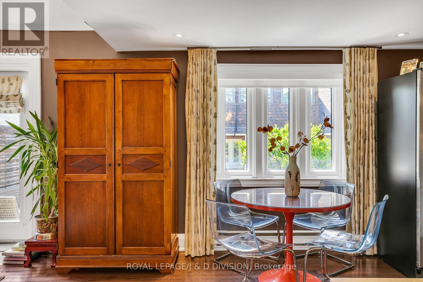 137 HIGHBOURNE ROAD - 18