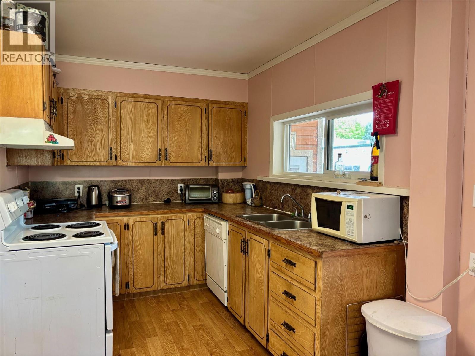 408 Third Street W - 6