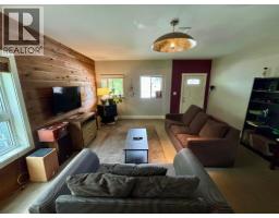 Living room - 408 Third Street W, Revelstoke, BC V0E2S0 Photo 6