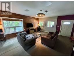 408 Third Street W, Revelstoke, BC V0E2S0 Photo 14