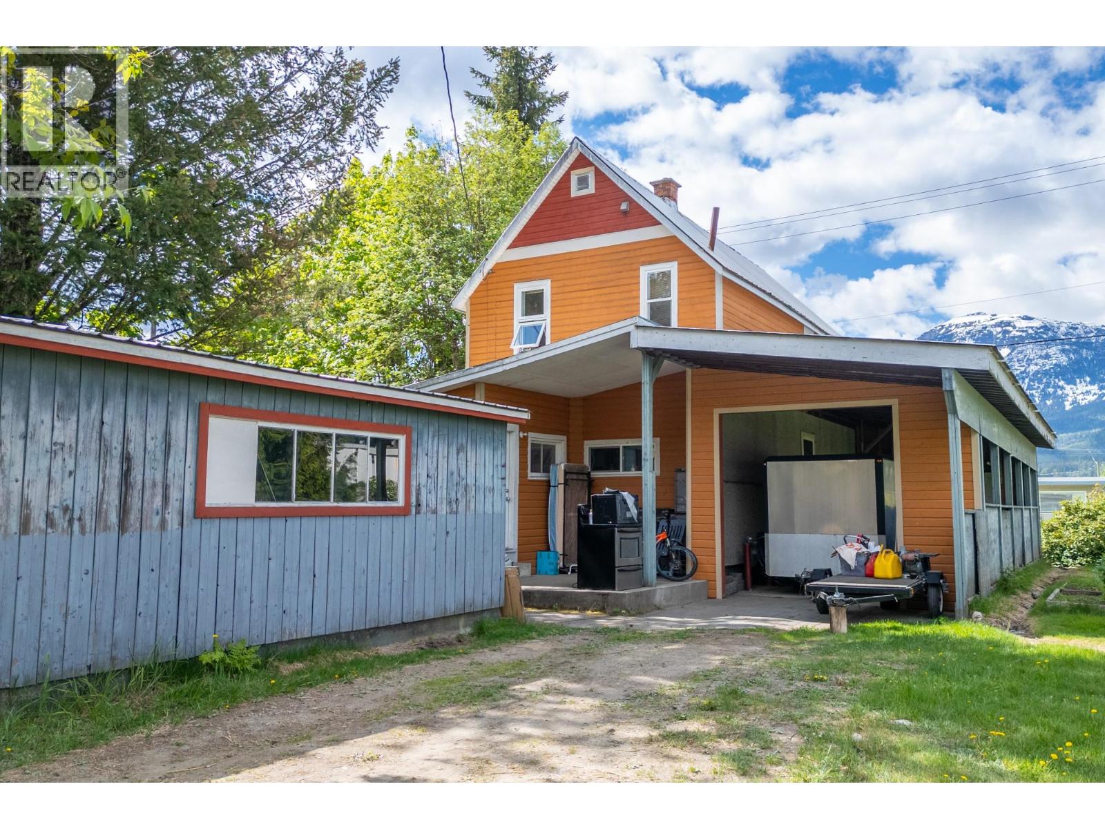 408 Third Street W - 17
