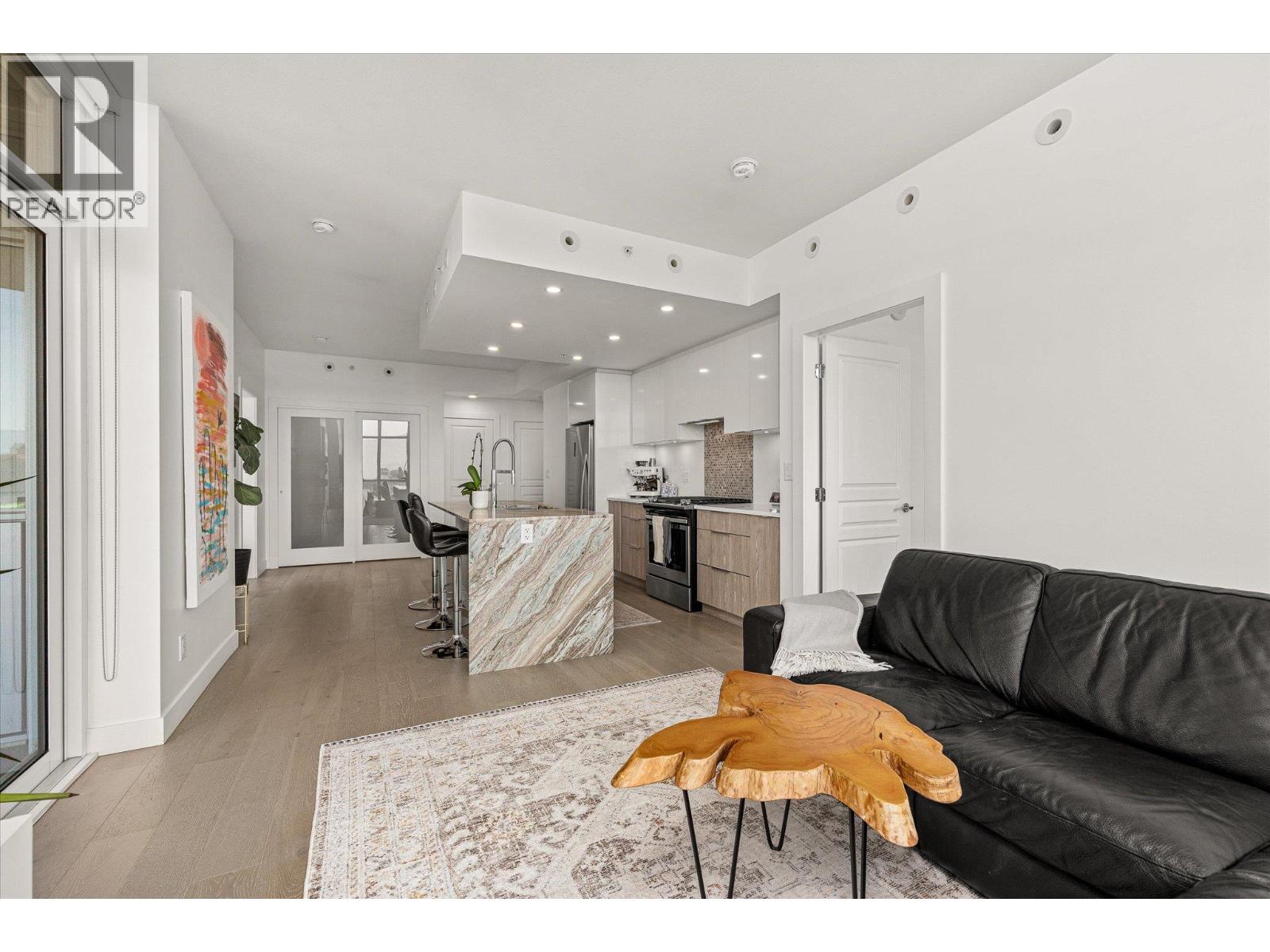 #601 1151 Sunset Drive - 13