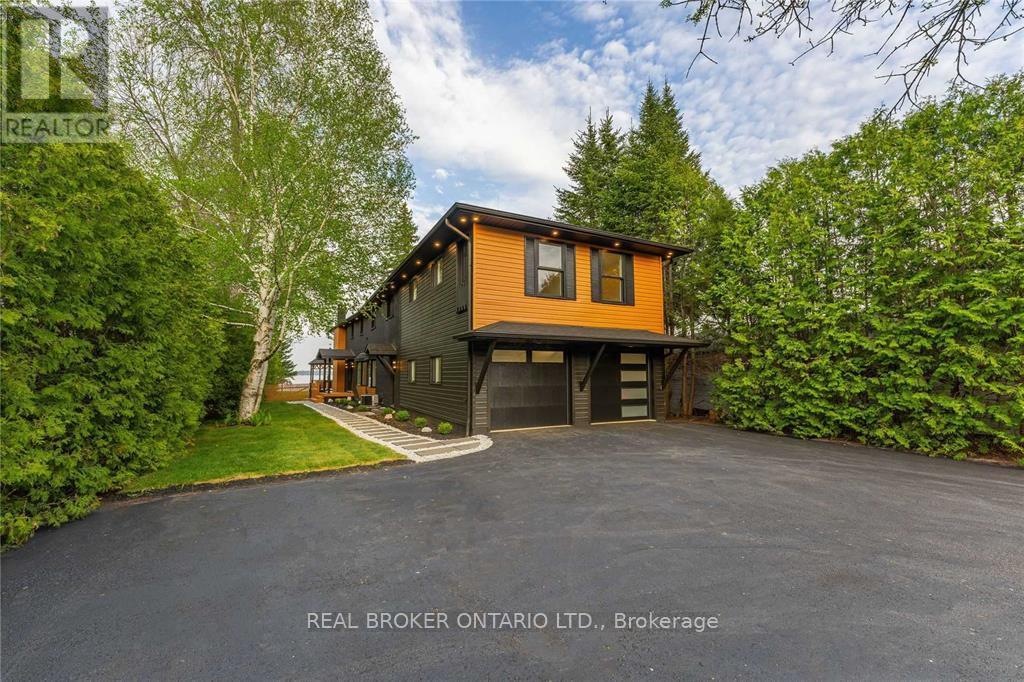 943 BARRY AVENUE - 18