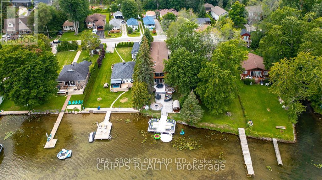 943 BARRY AVENUE - 46
