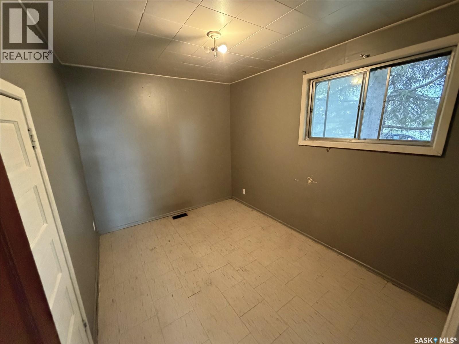 501 Churchill STREET - 9