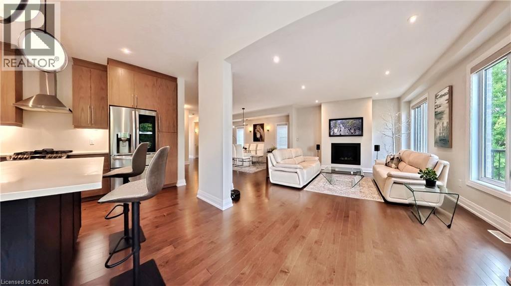 63 IAN ORMSTON Drive - 25