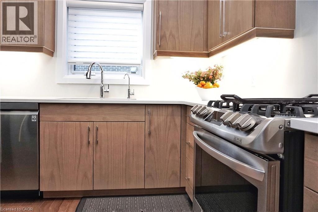 63 IAN ORMSTON Drive - 41