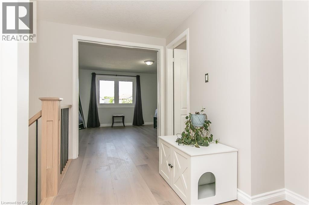 529 CHESAPEAKE Crescent - 18