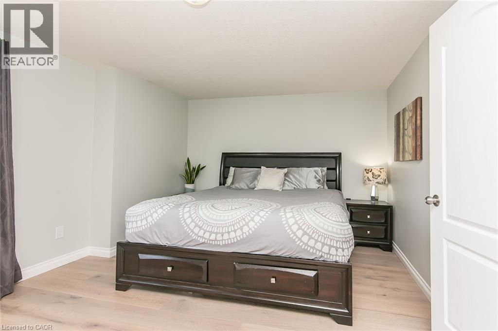 529 CHESAPEAKE Crescent - 19