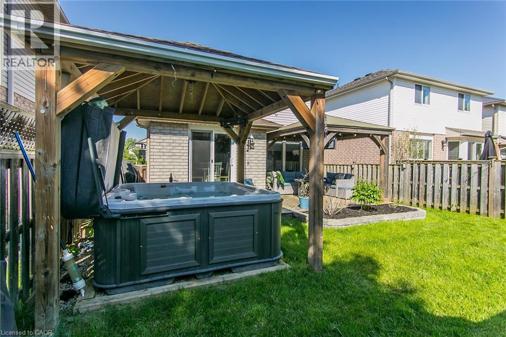 529 CHESAPEAKE Crescent - 39
