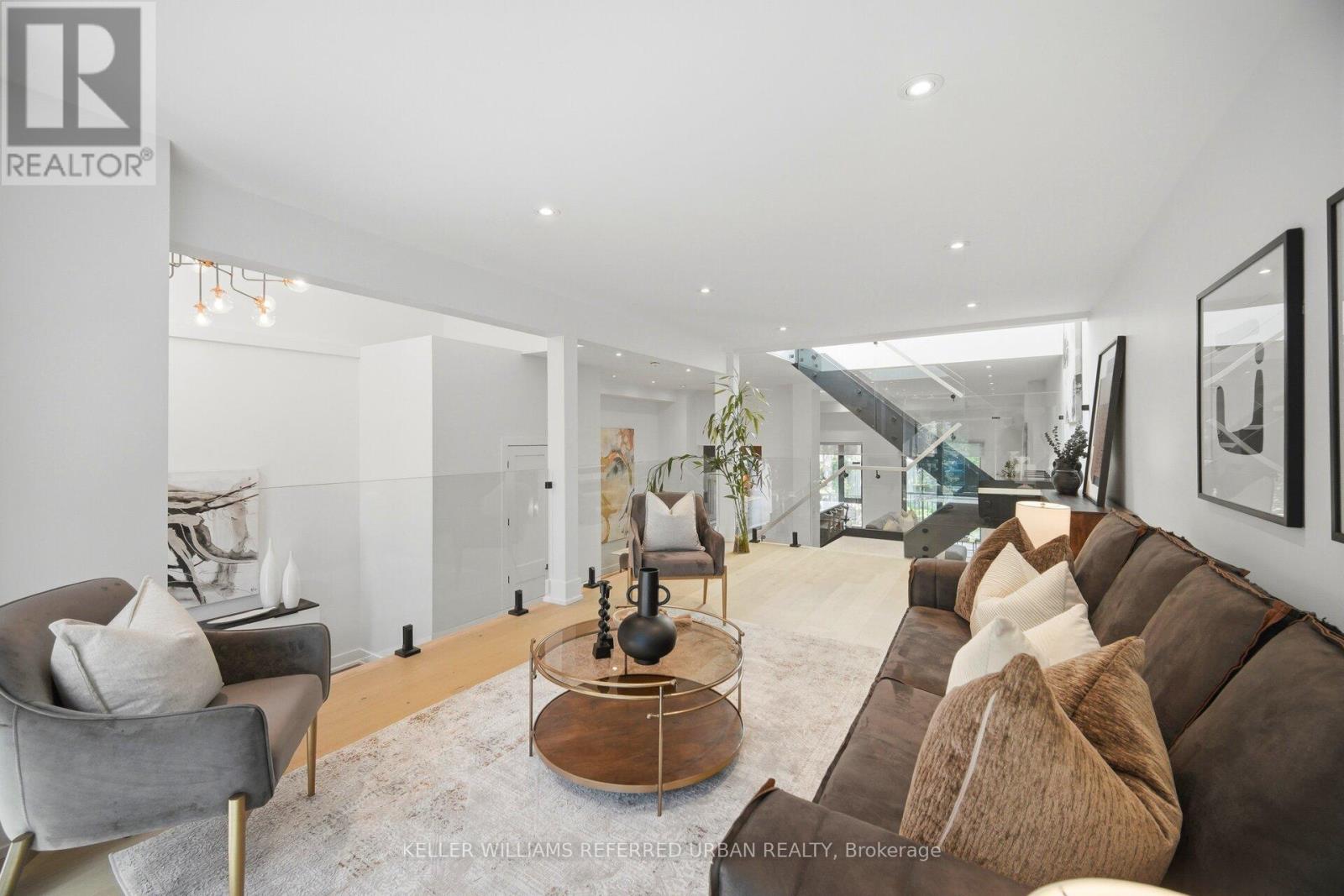 56 ELMA STREET - 16