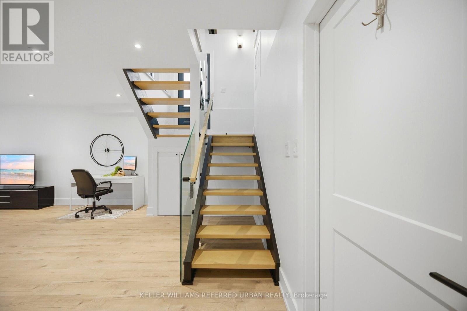 56 ELMA STREET - 28