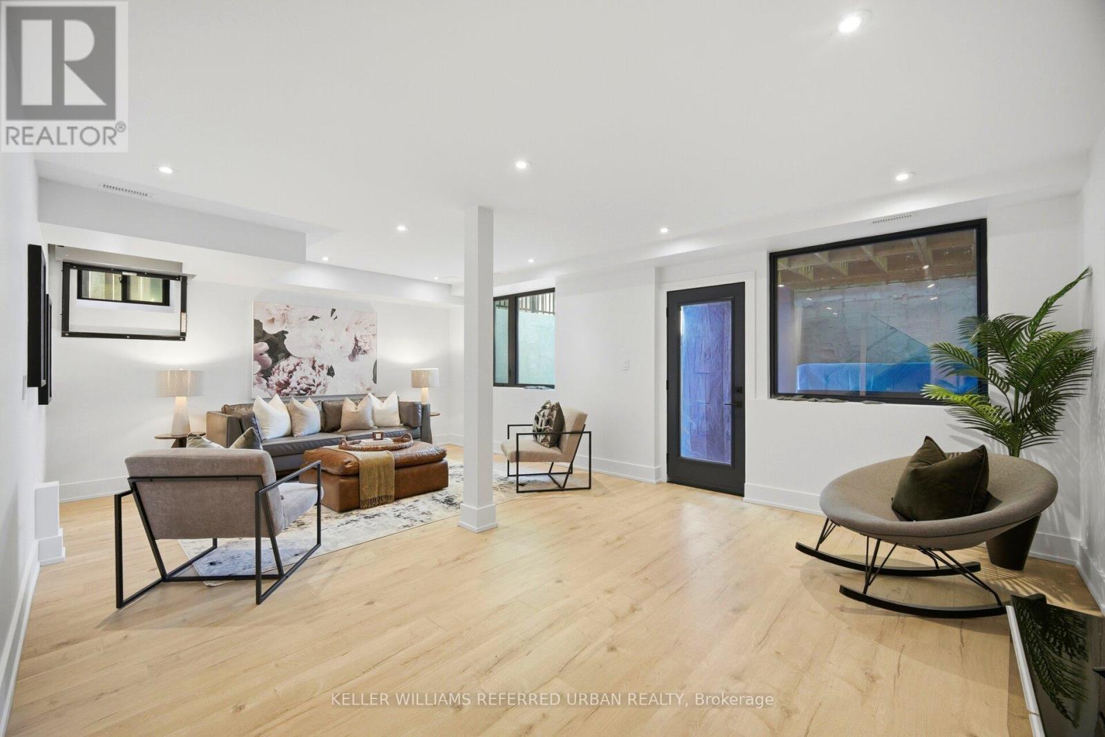 56 ELMA STREET - 32