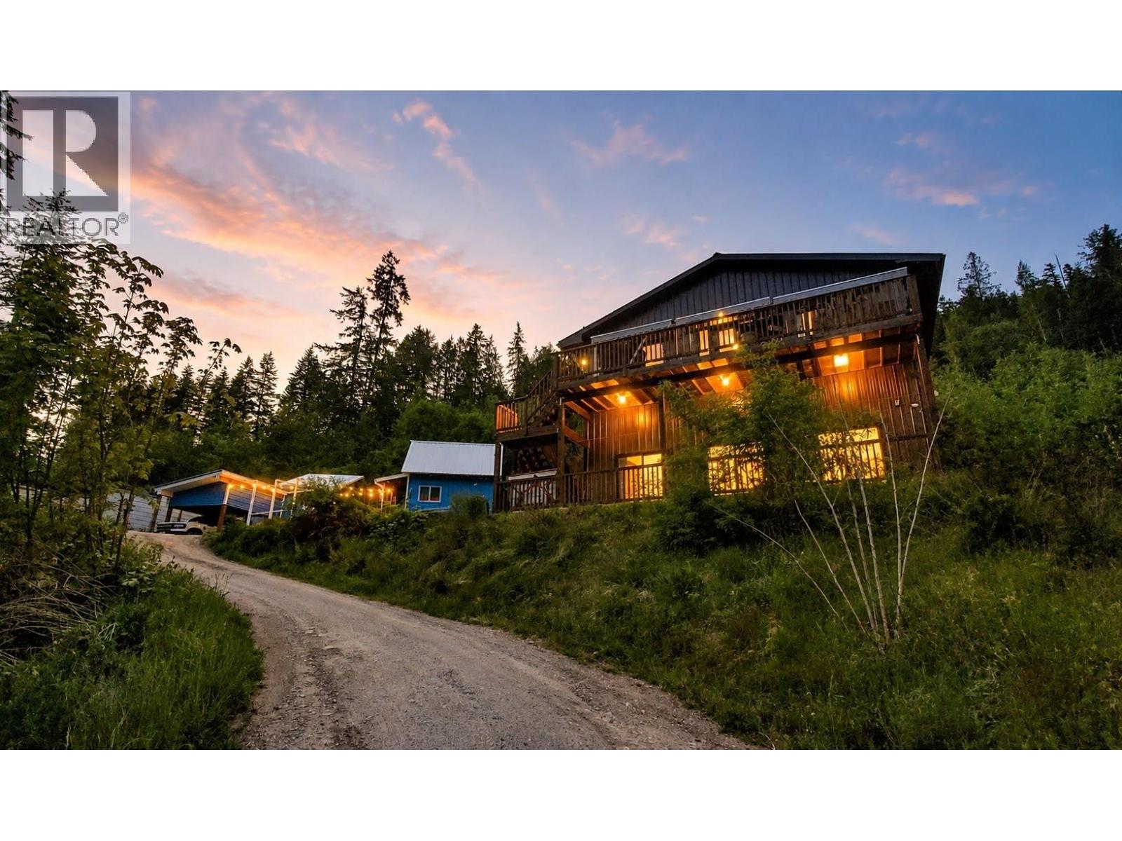6421 Sunshine Drive - 1