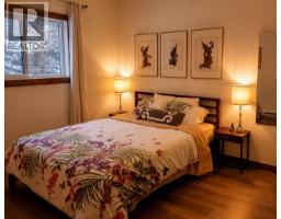 Full bathroom - 6421 Sunshine Drive, Balfour, BC V1L6S1 Photo 13