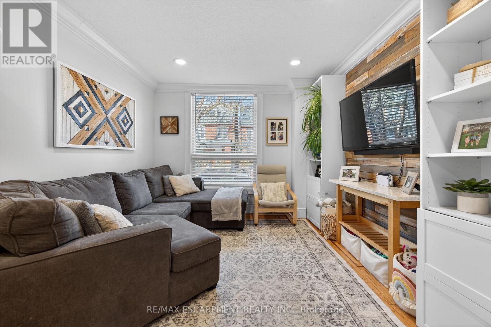 179 BURRIS STREET - 2