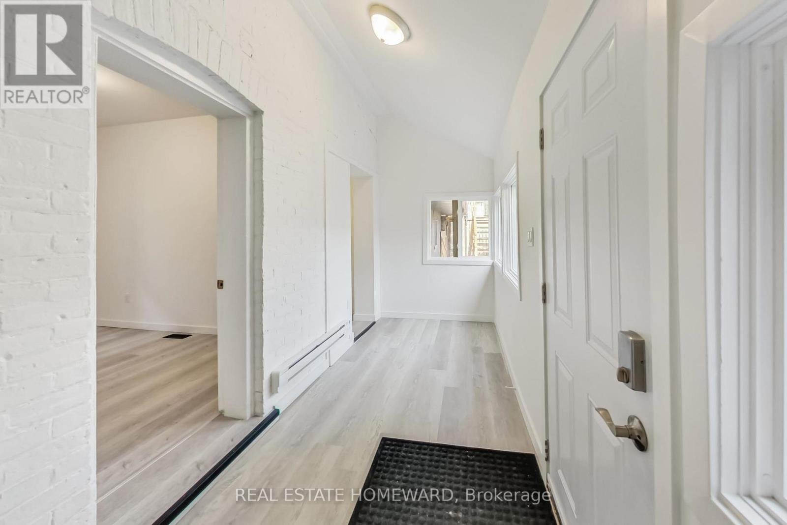 91 WATER STREET S - 3