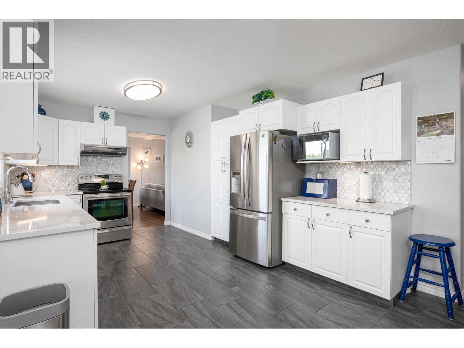 Primary bedroom of 6879 WESTMOUNT DRIVE · Prince George, BC