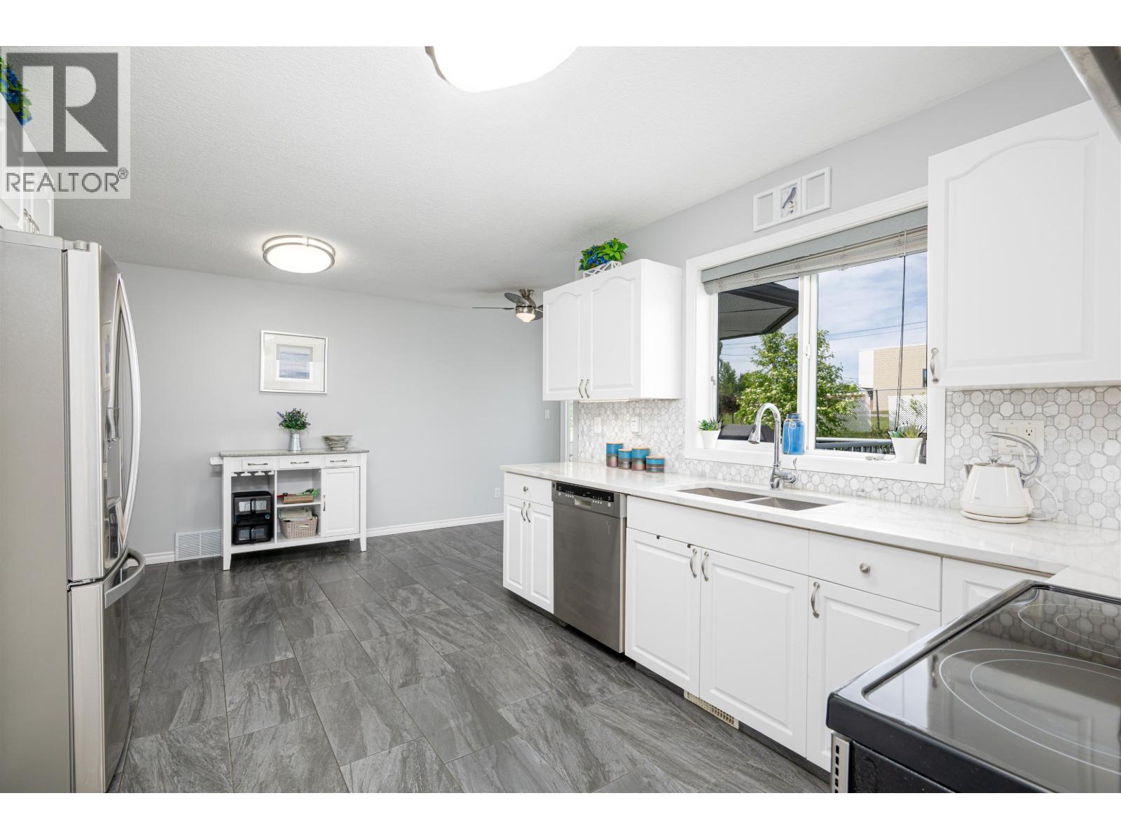 6879 WESTMOUNT DRIVE - 6
