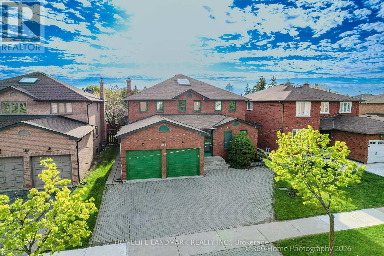Photo of 258 VALLEYMEDE DRIVE