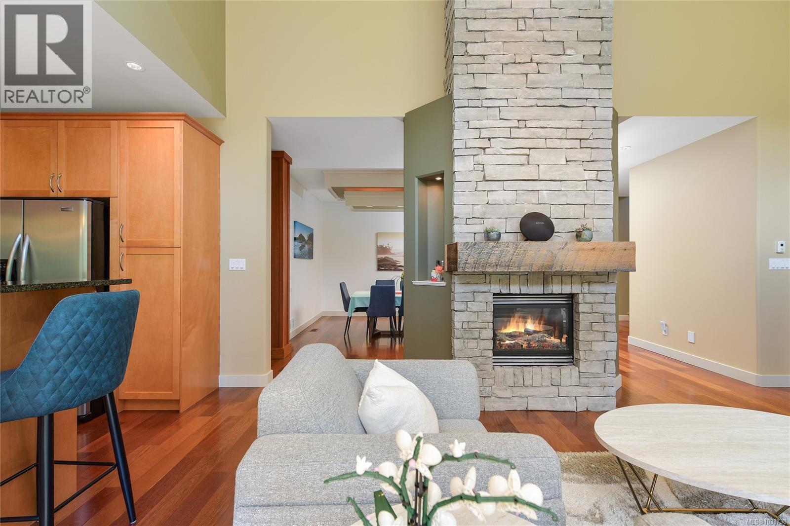 858 Bucktail Rd - 23