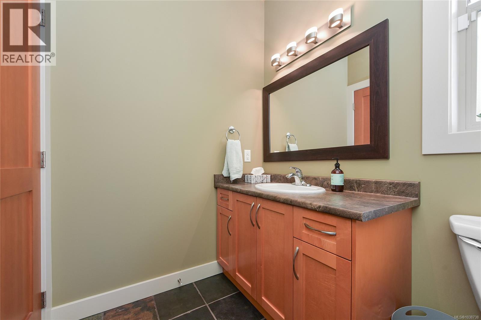 858 Bucktail Rd - 39