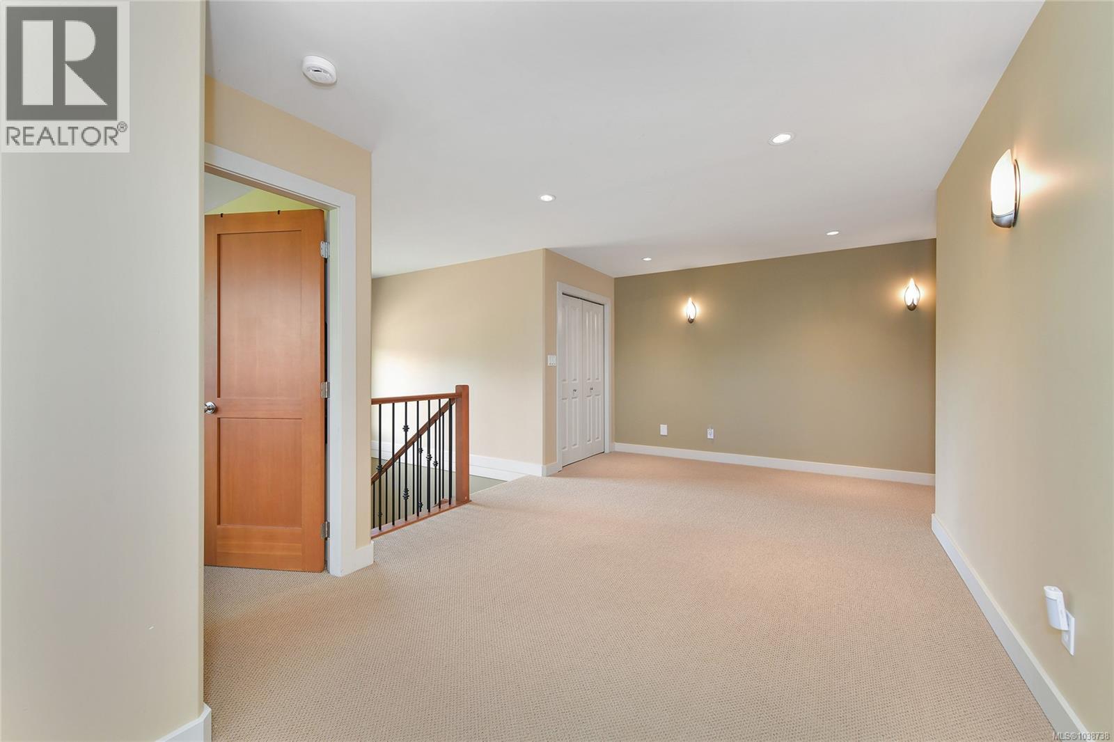 858 Bucktail Rd - 42