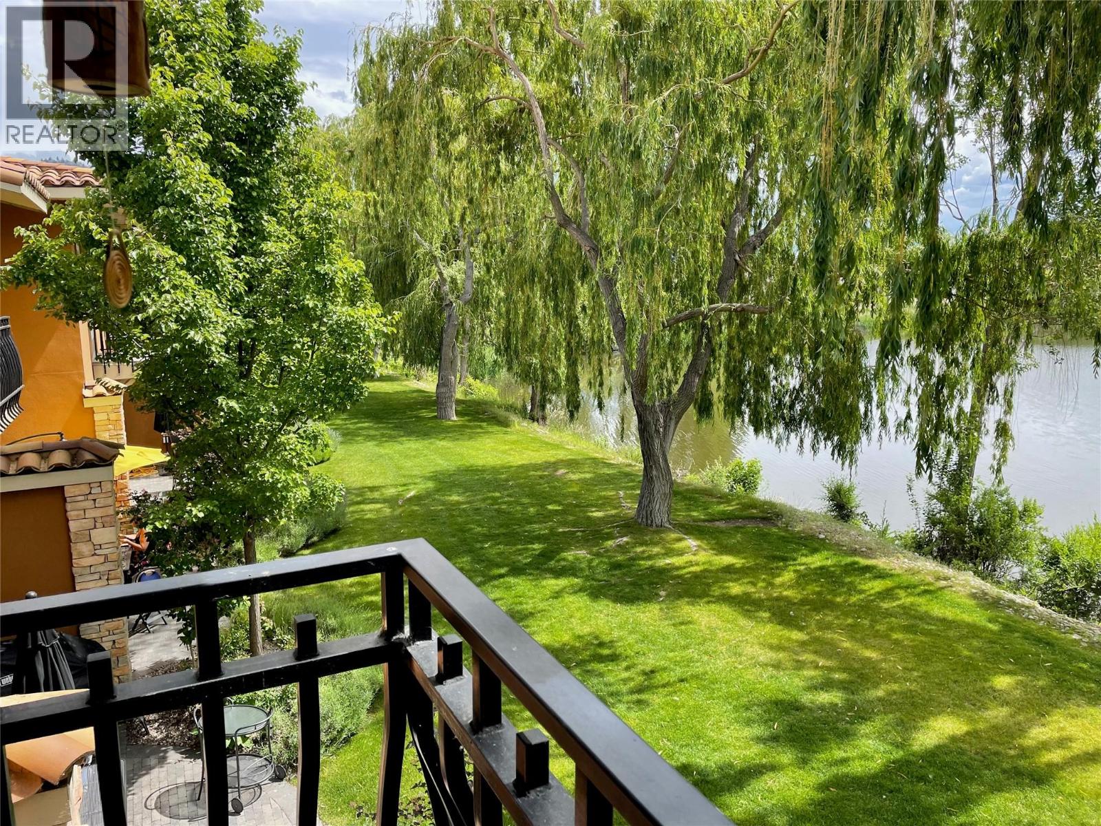7200 COTTONWOOD Drive Unit# 75, Osoyoos