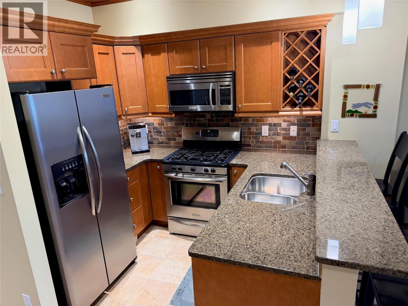 7200 COTTONWOOD Drive Unit# 75, Osoyoos