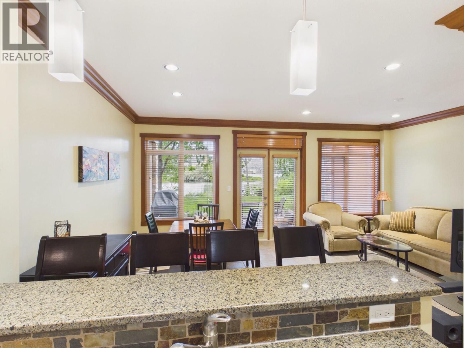 7200 COTTONWOOD Drive Unit# 75, Osoyoos