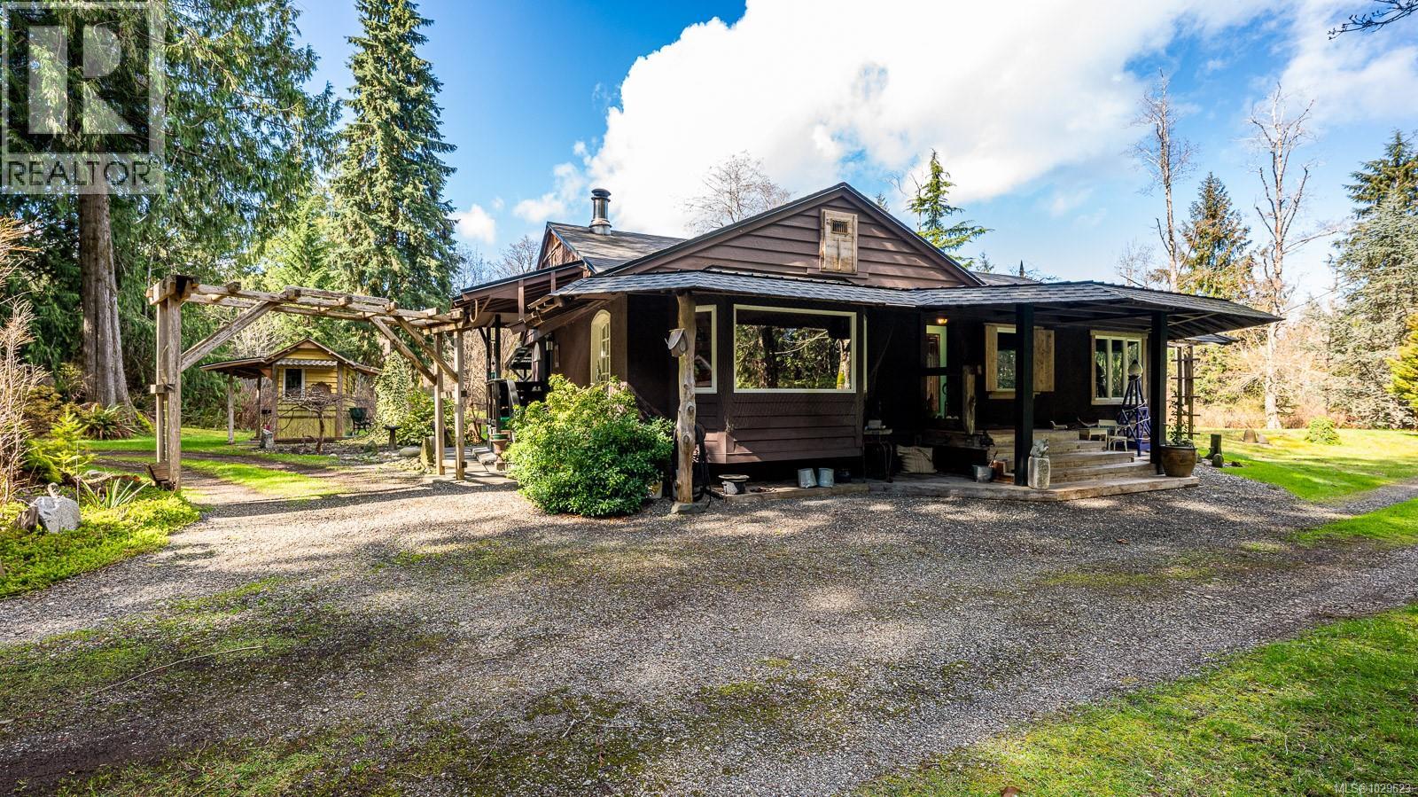 8131 Macartney Dr - 1