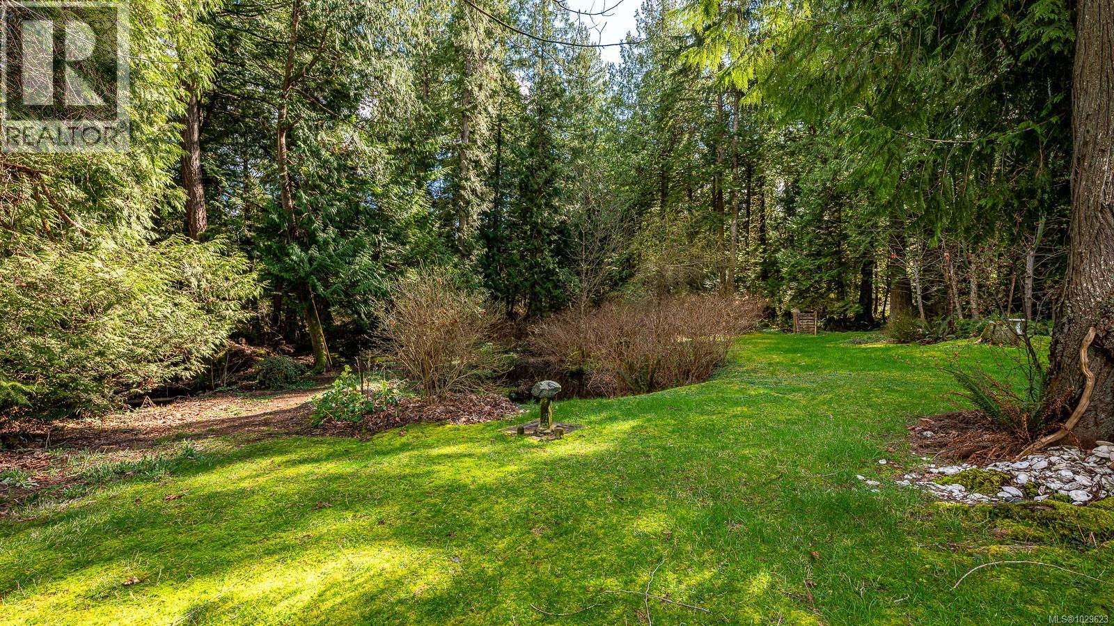 8131 Macartney Dr - 7
