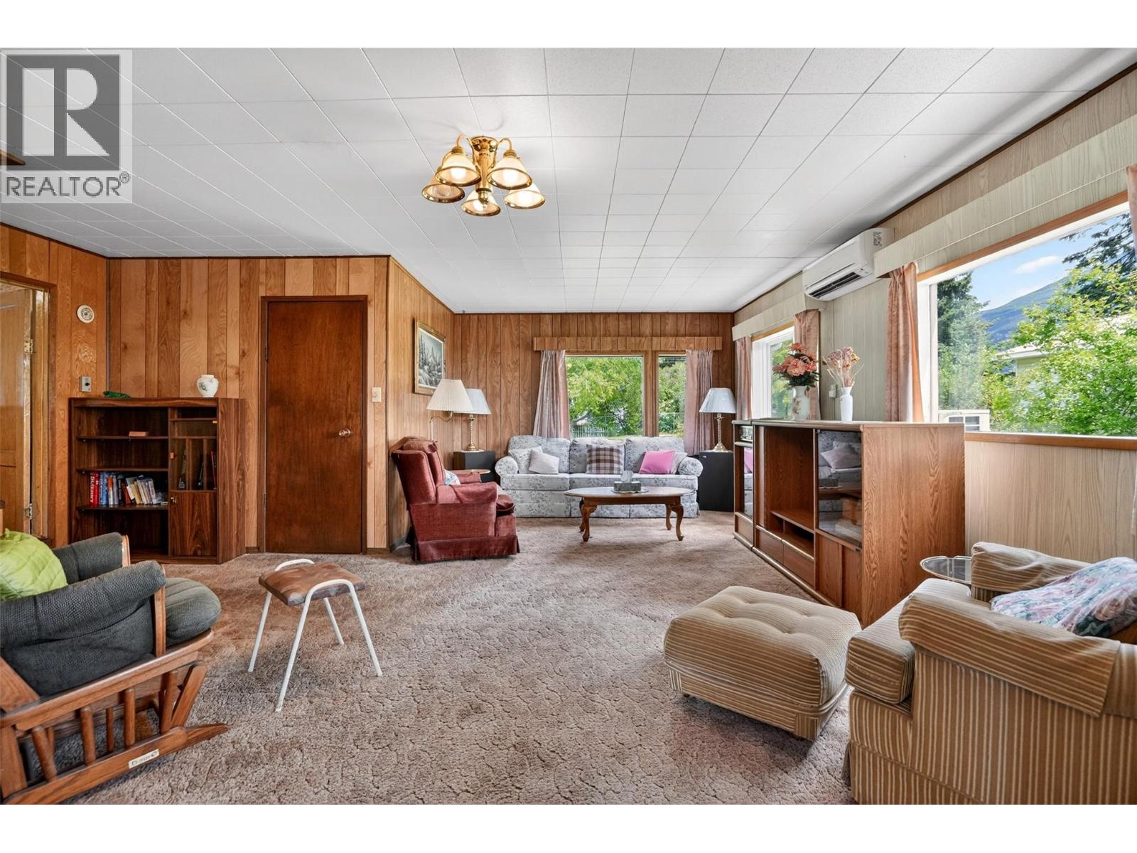 239 B Avenue - 19