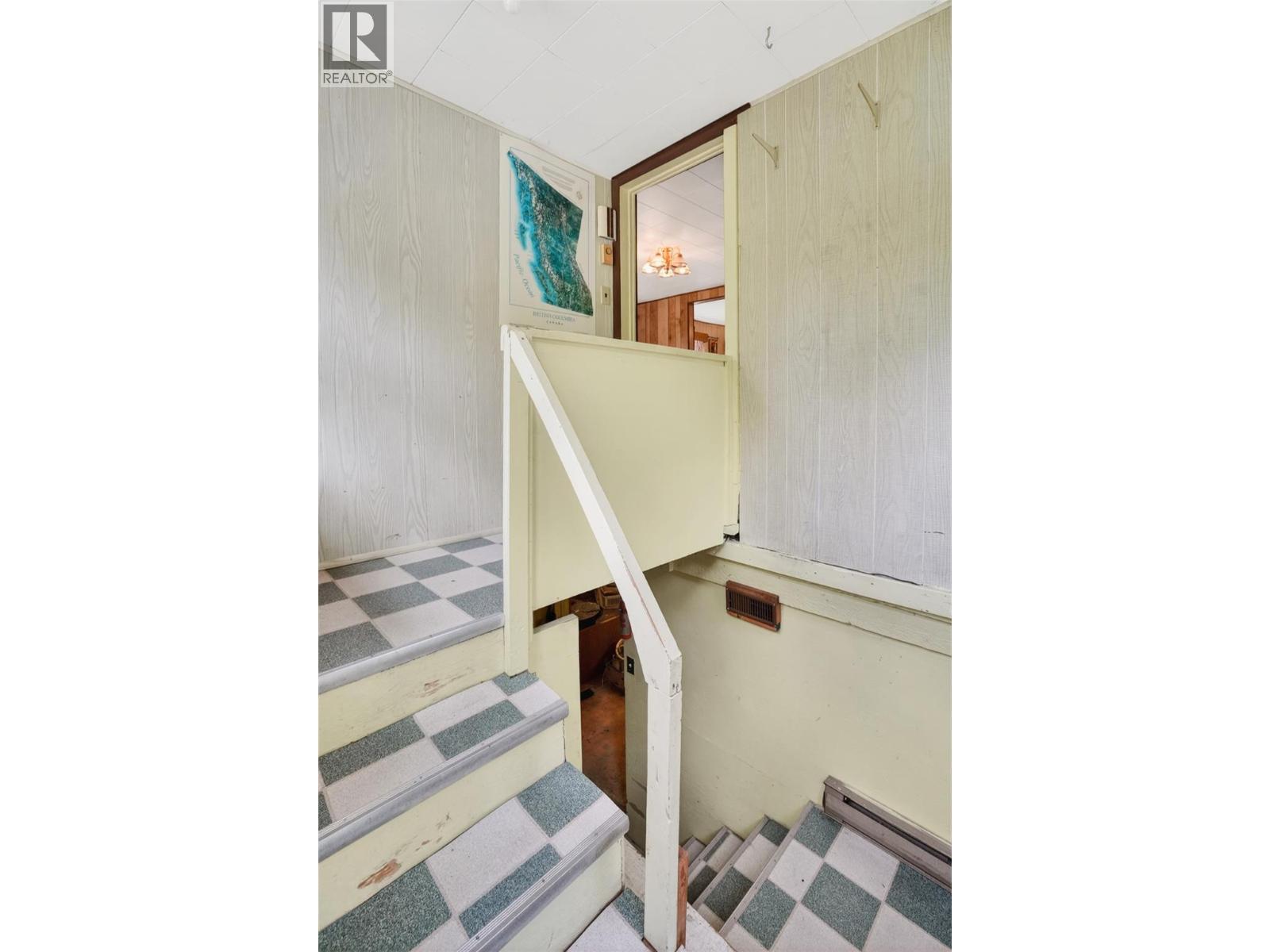 239 B Avenue - 34