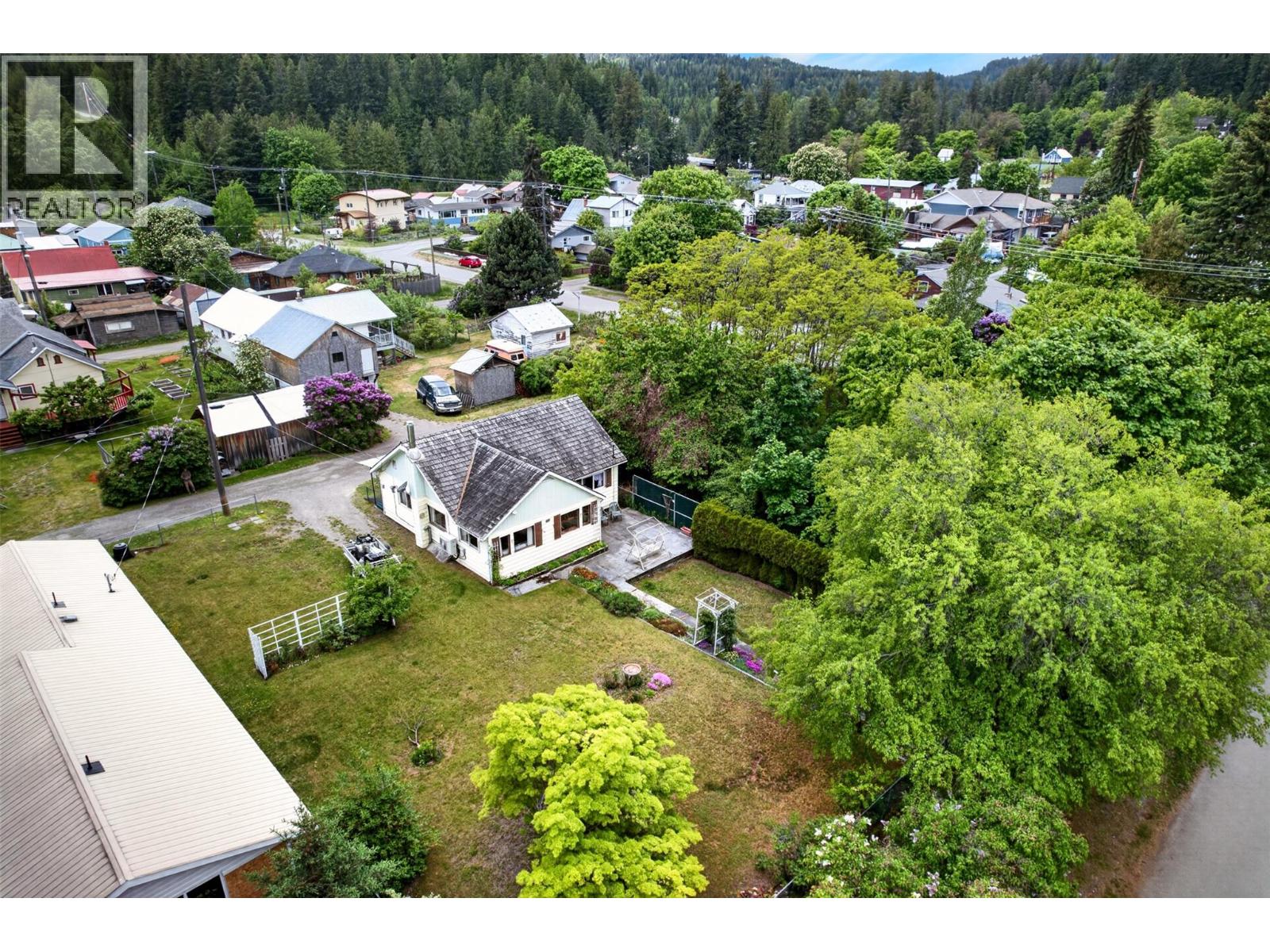 239 B Avenue - Image 2