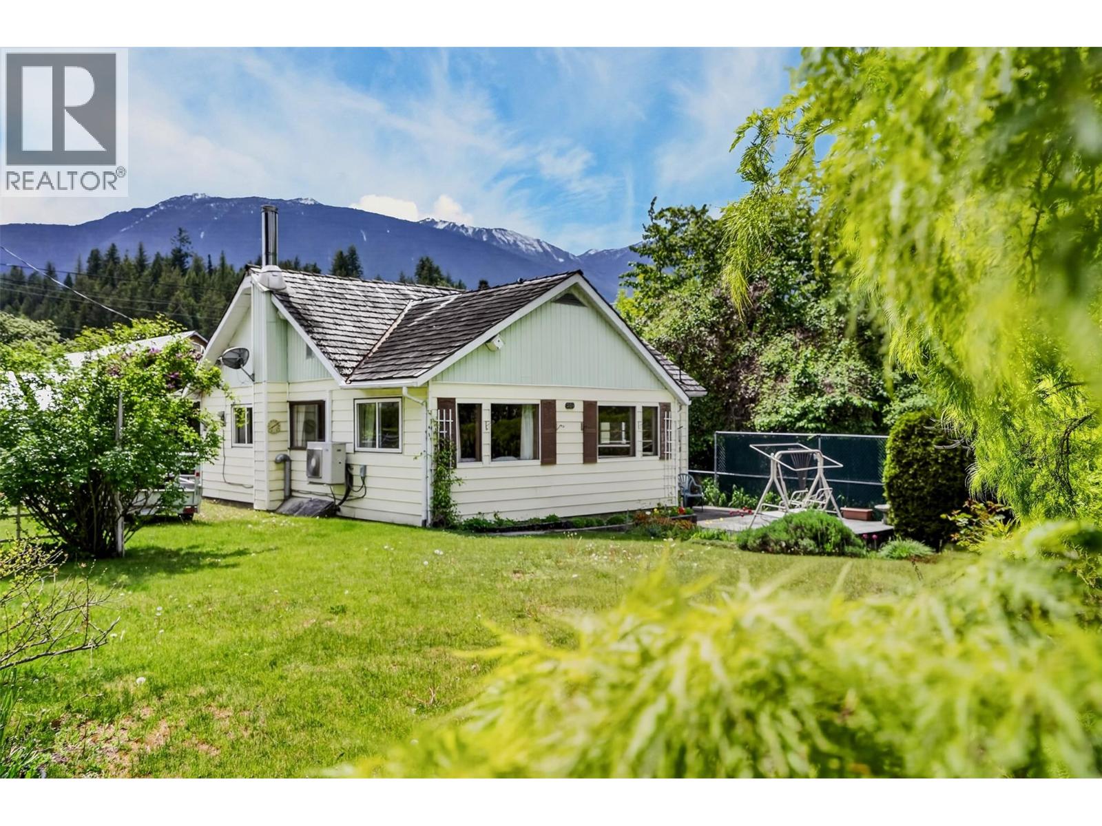 239 B Avenue - 4