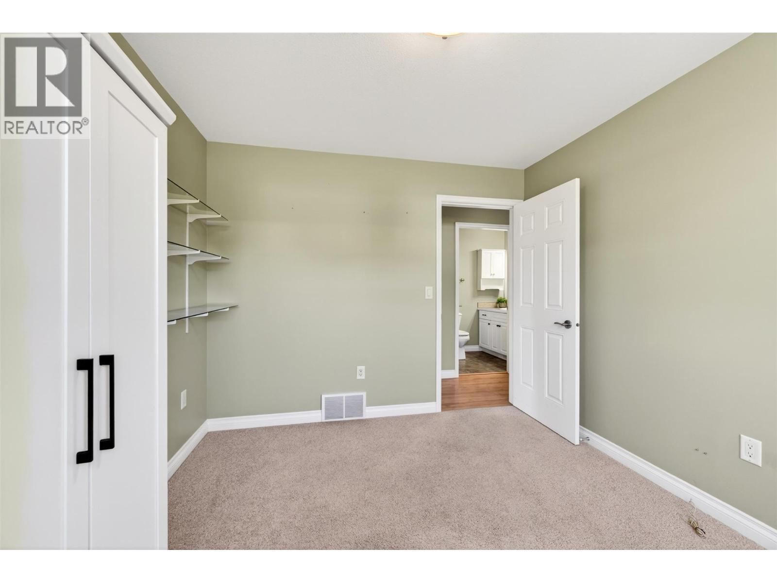 1231 10 Street SW Unit# 5, Salmon Arm