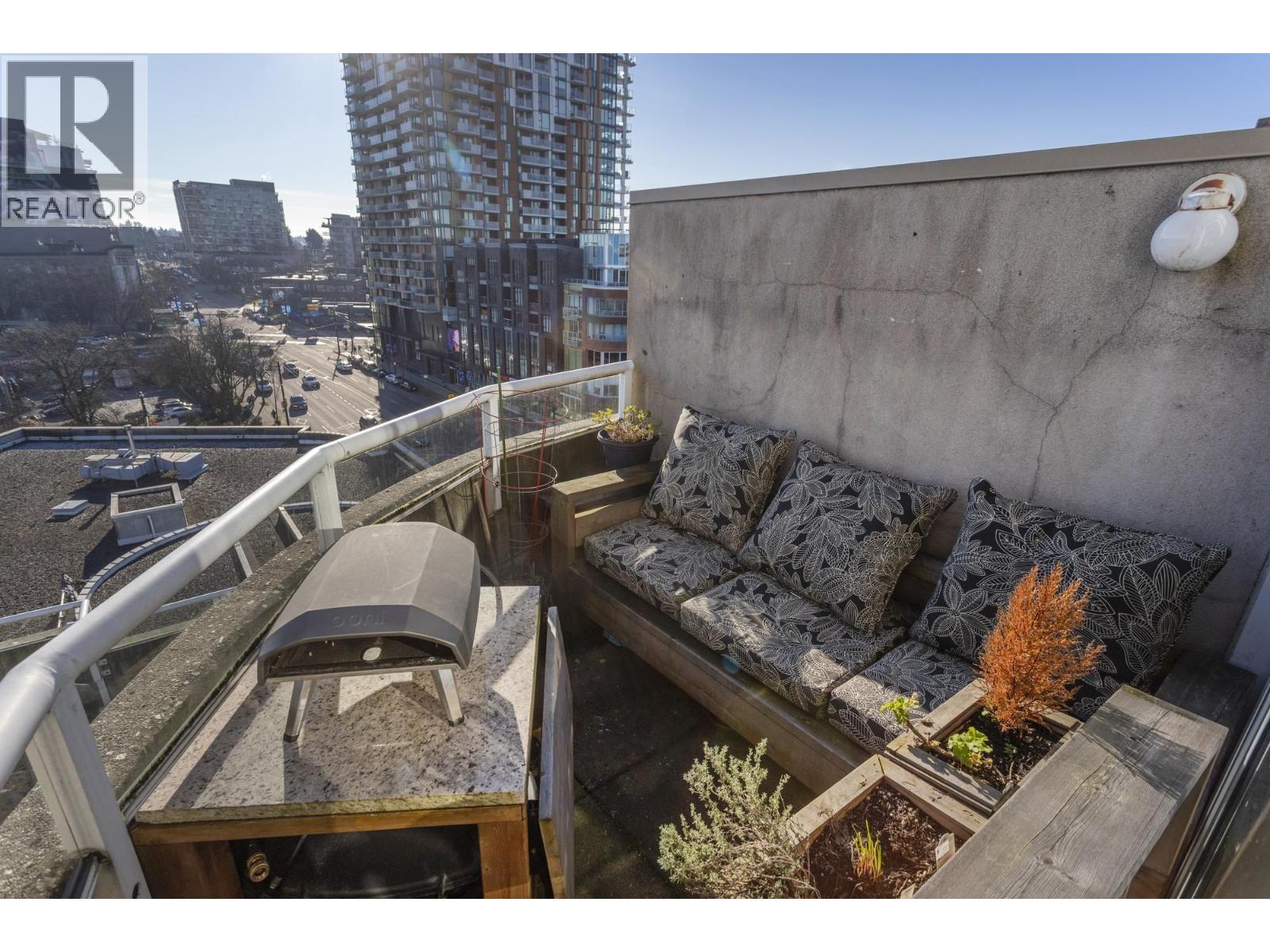 2 Bed, 2 Bath Apartment for Sale in Vancouver – 901 288 E 8TH AVENUE, Vancouver – MLS# R3130535 - Image 2