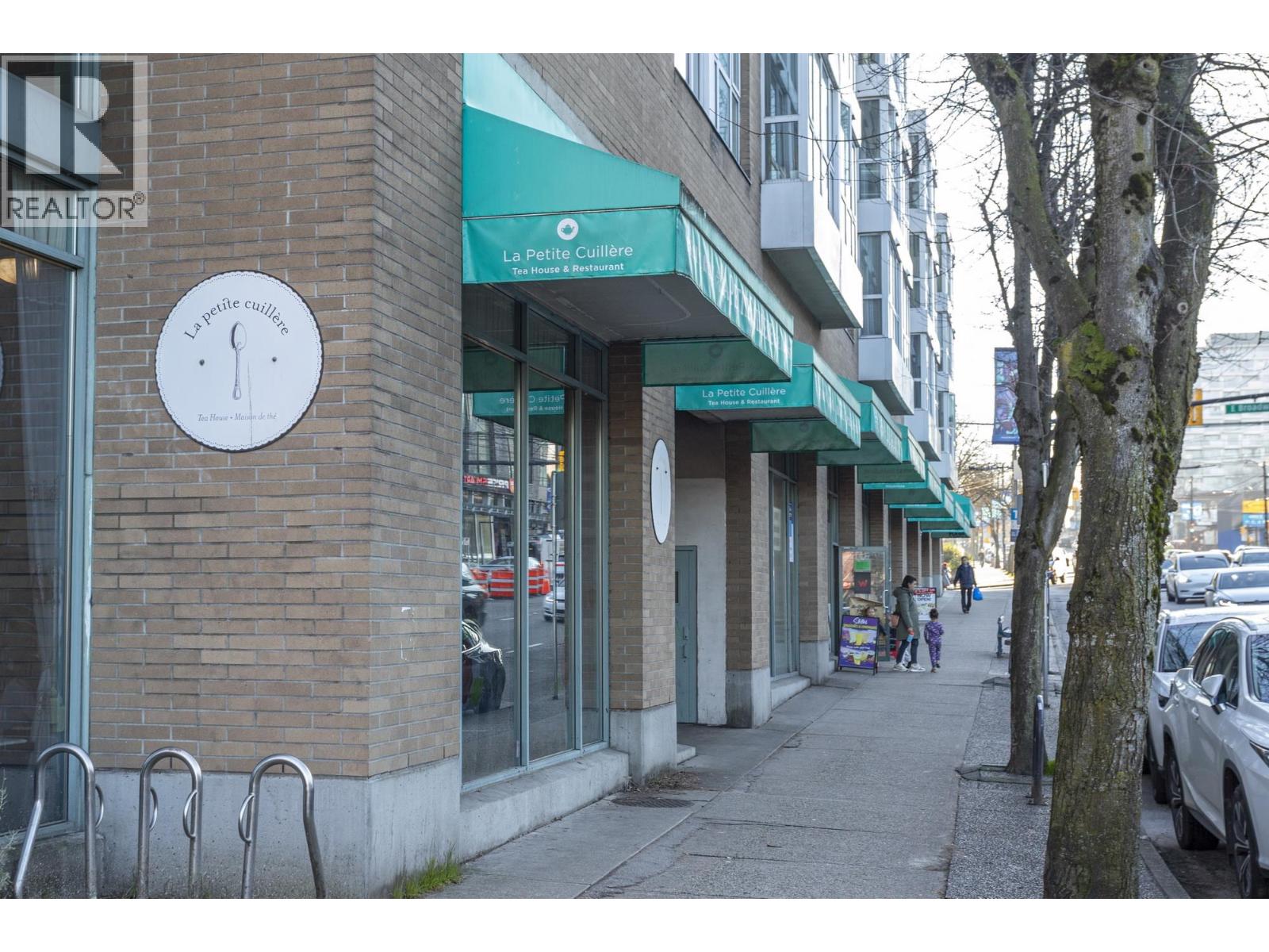 2 Bed, 2 Bath Apartment for Sale in Vancouver – 901 288 E 8TH AVENUE, Vancouver – MLS# R3130535 - Image 4
