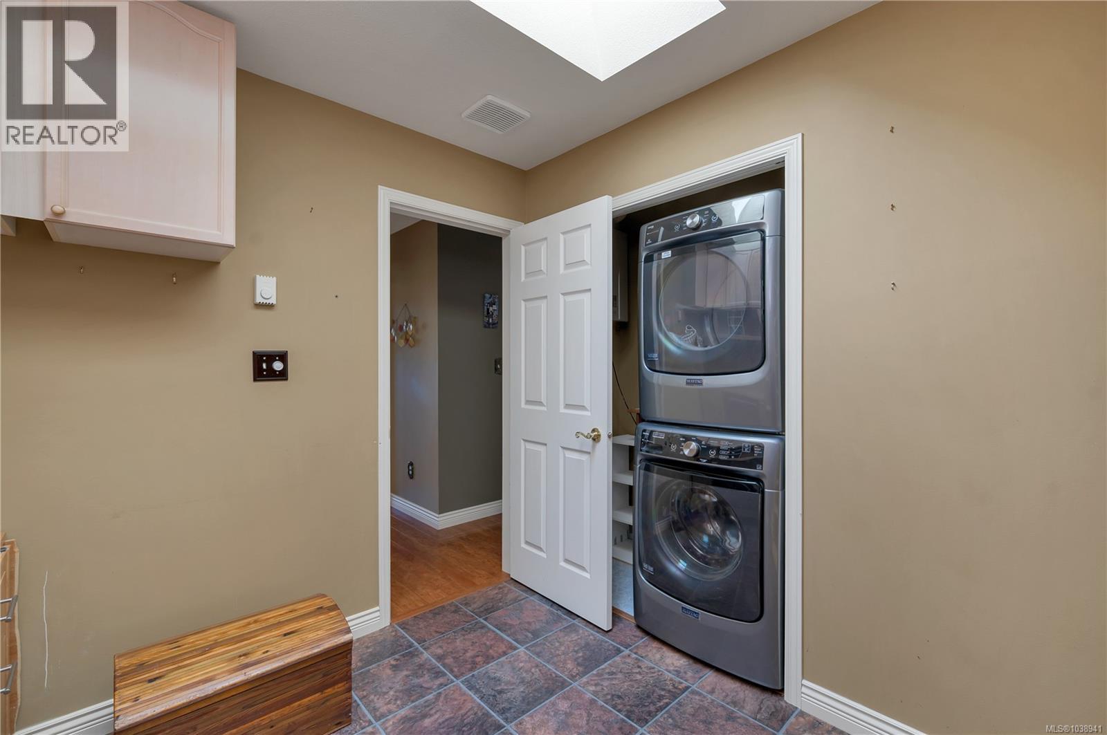 #35 2055 Galerno Rd - 28