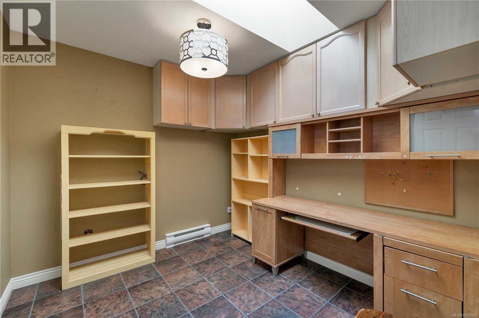 #35 2055 Galerno Rd - 30