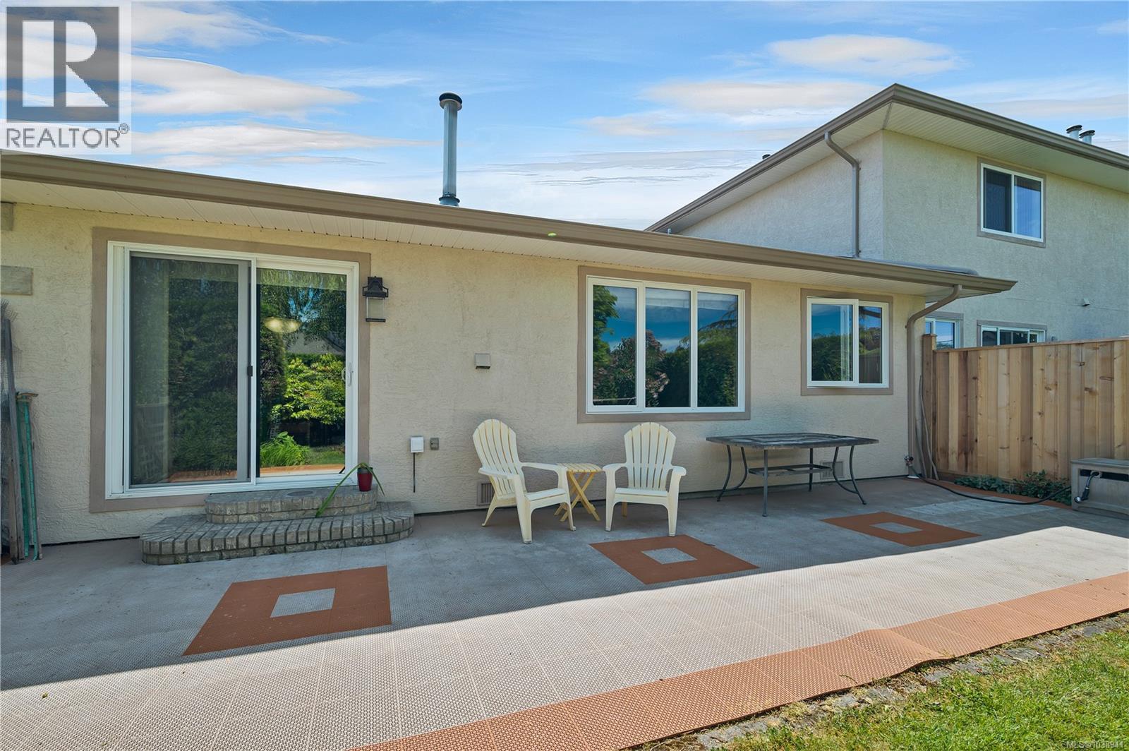#35 2055 Galerno Rd - 36