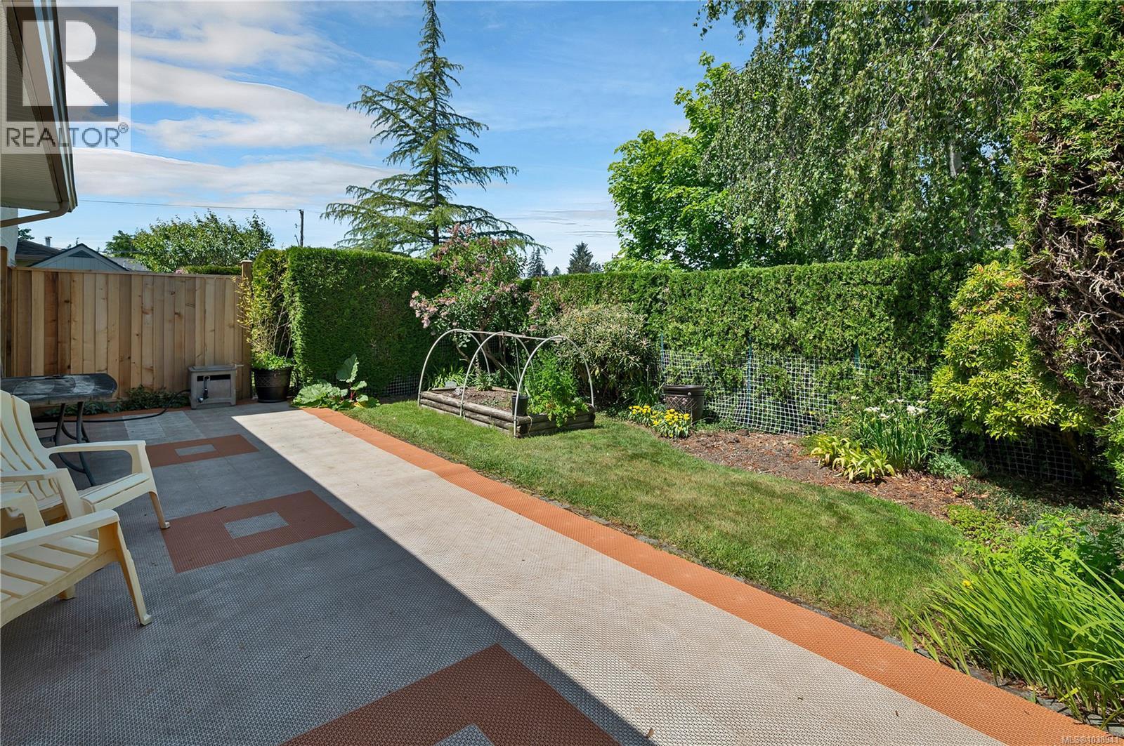 #35 2055 Galerno Rd - 39