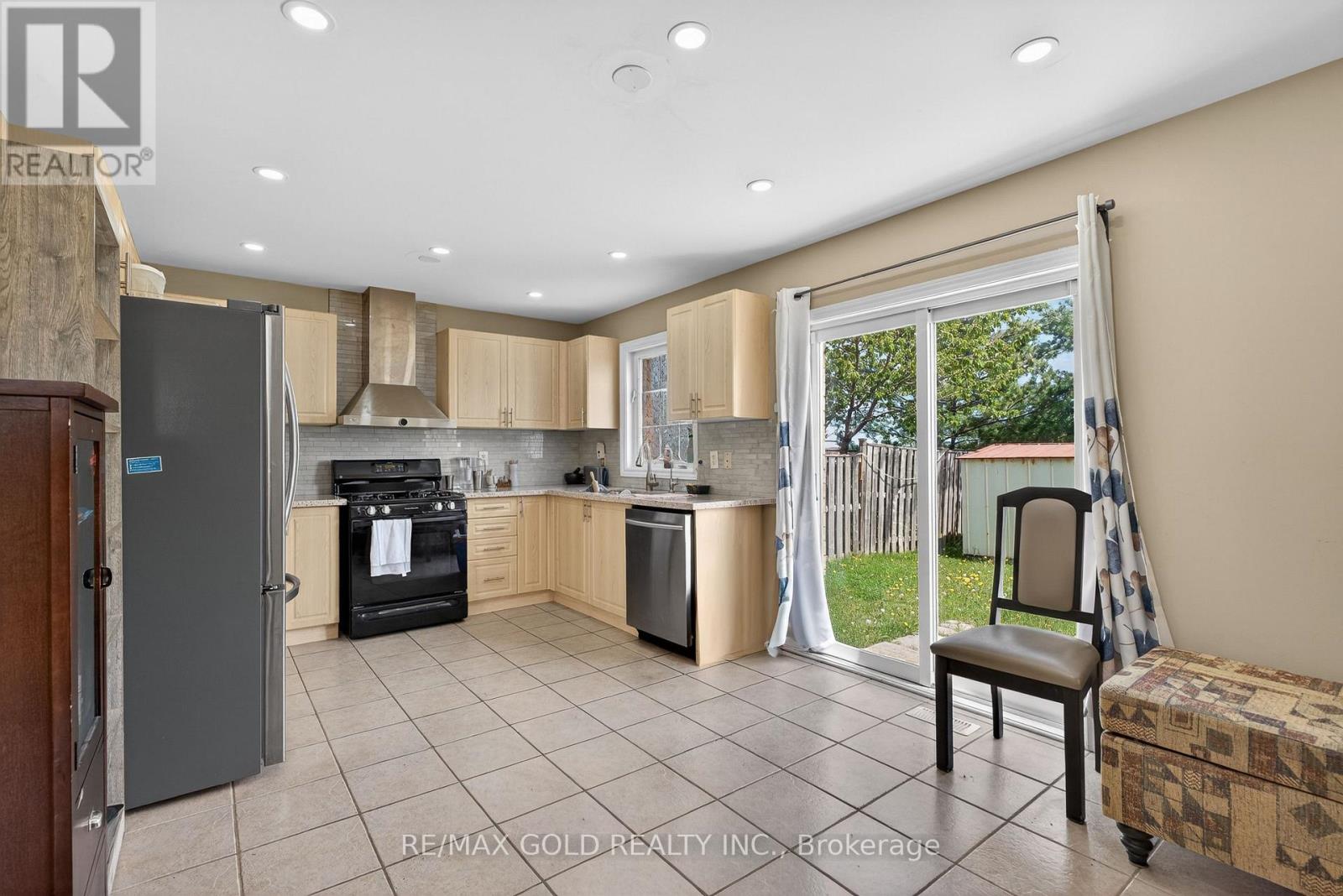 91 SEWELLS LANE - 14