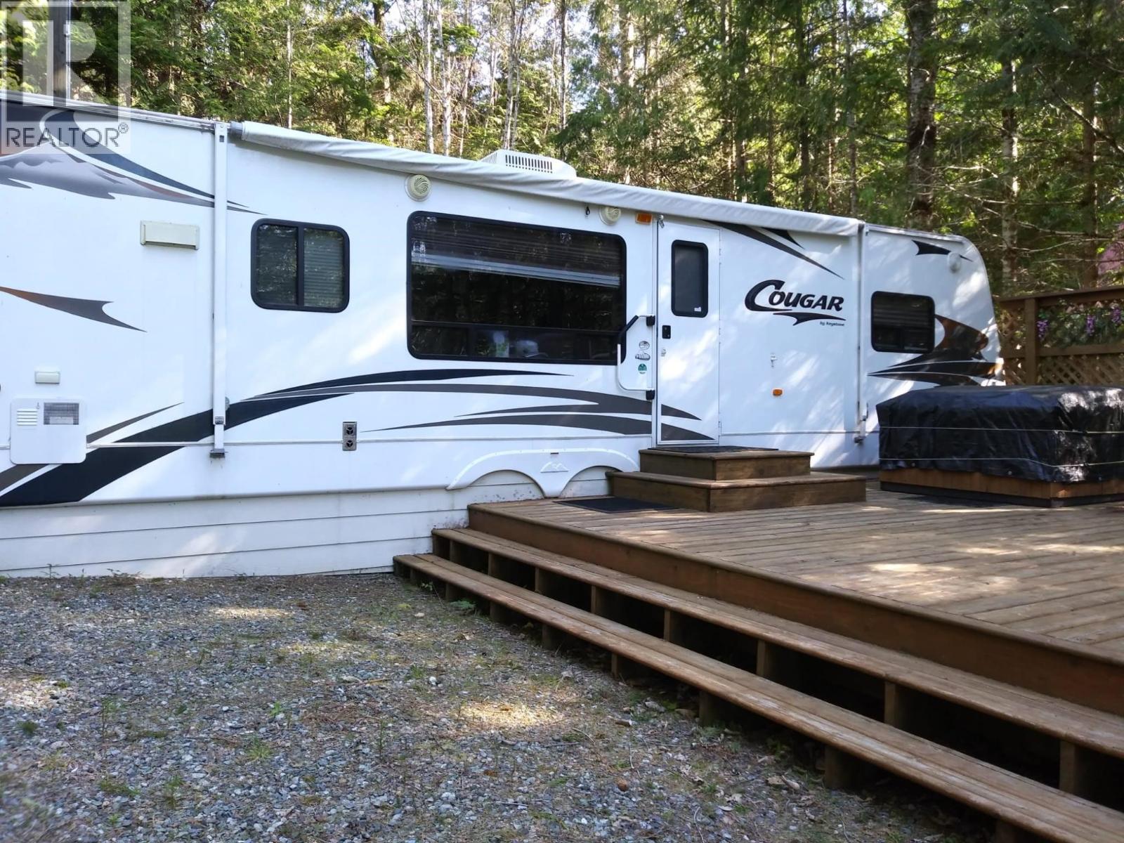 6036 EGMONT ROAD, Egmont