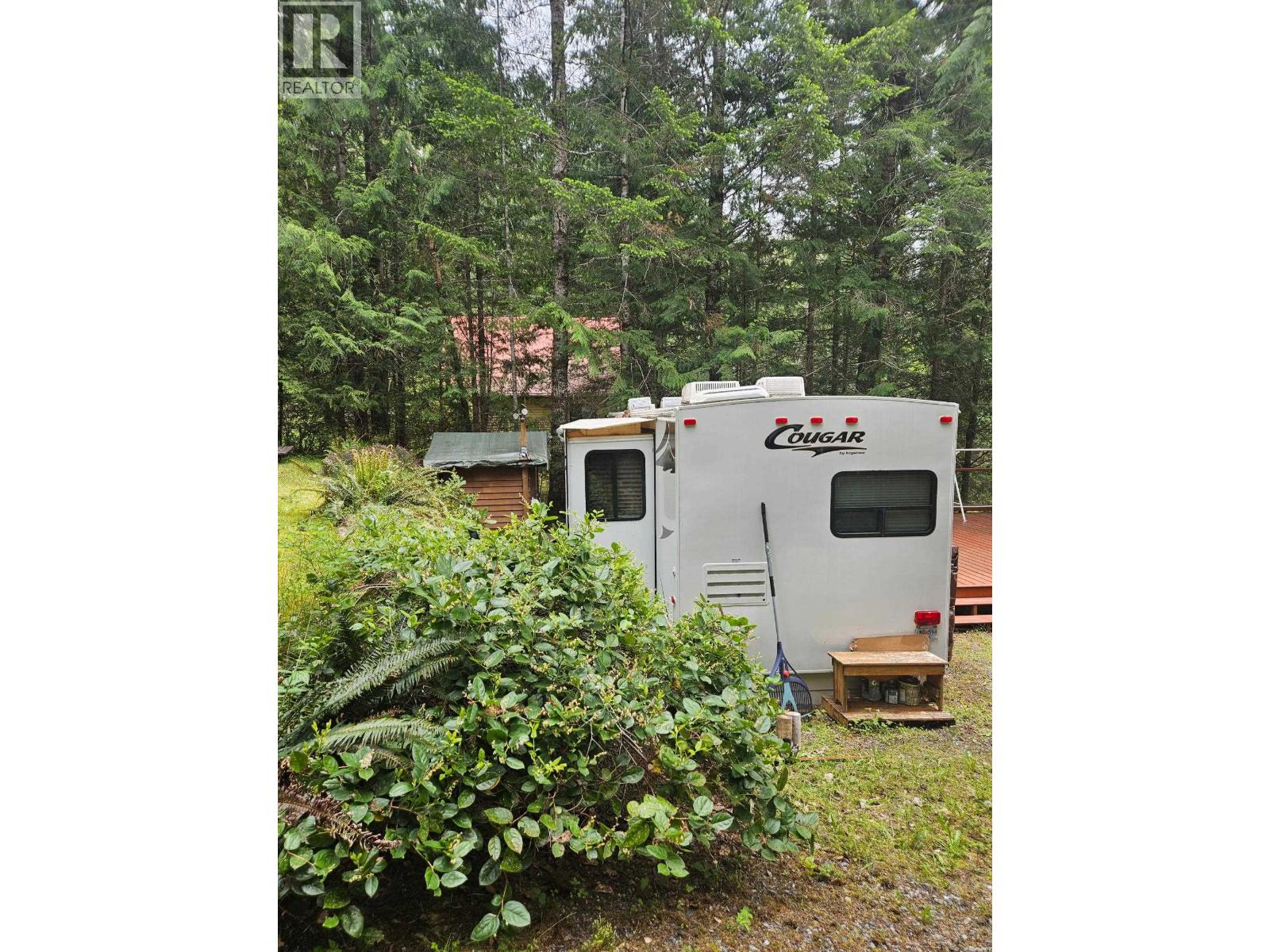 6036 EGMONT ROAD, Egmont