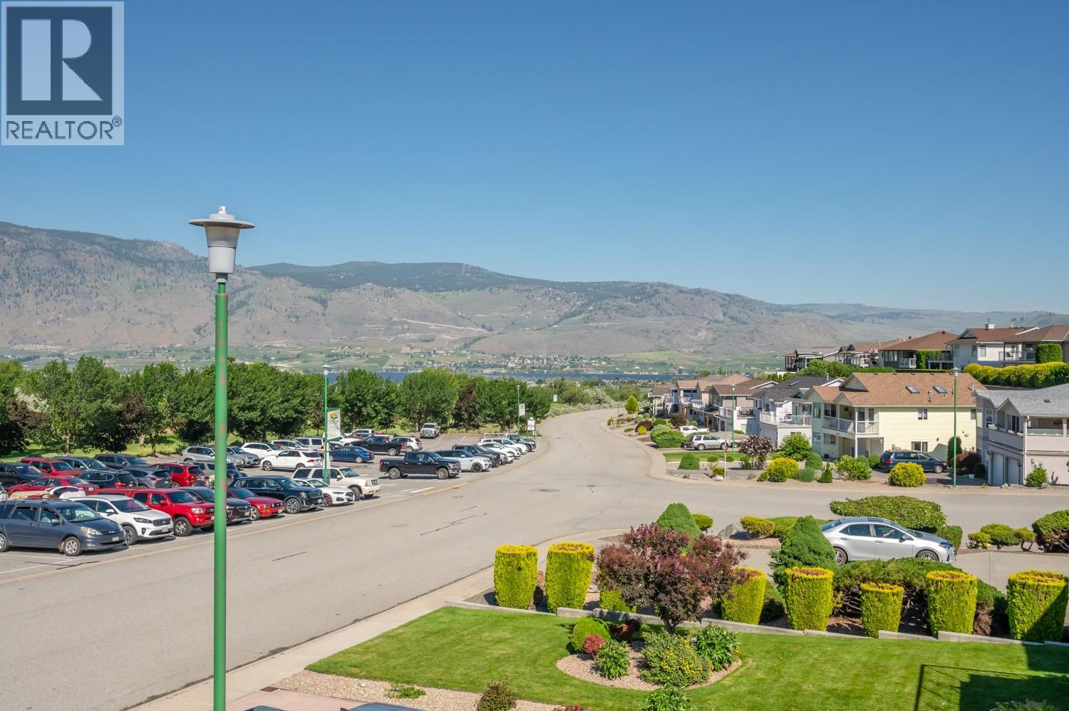12104 GOLF COURSE Drive, Osoyoos