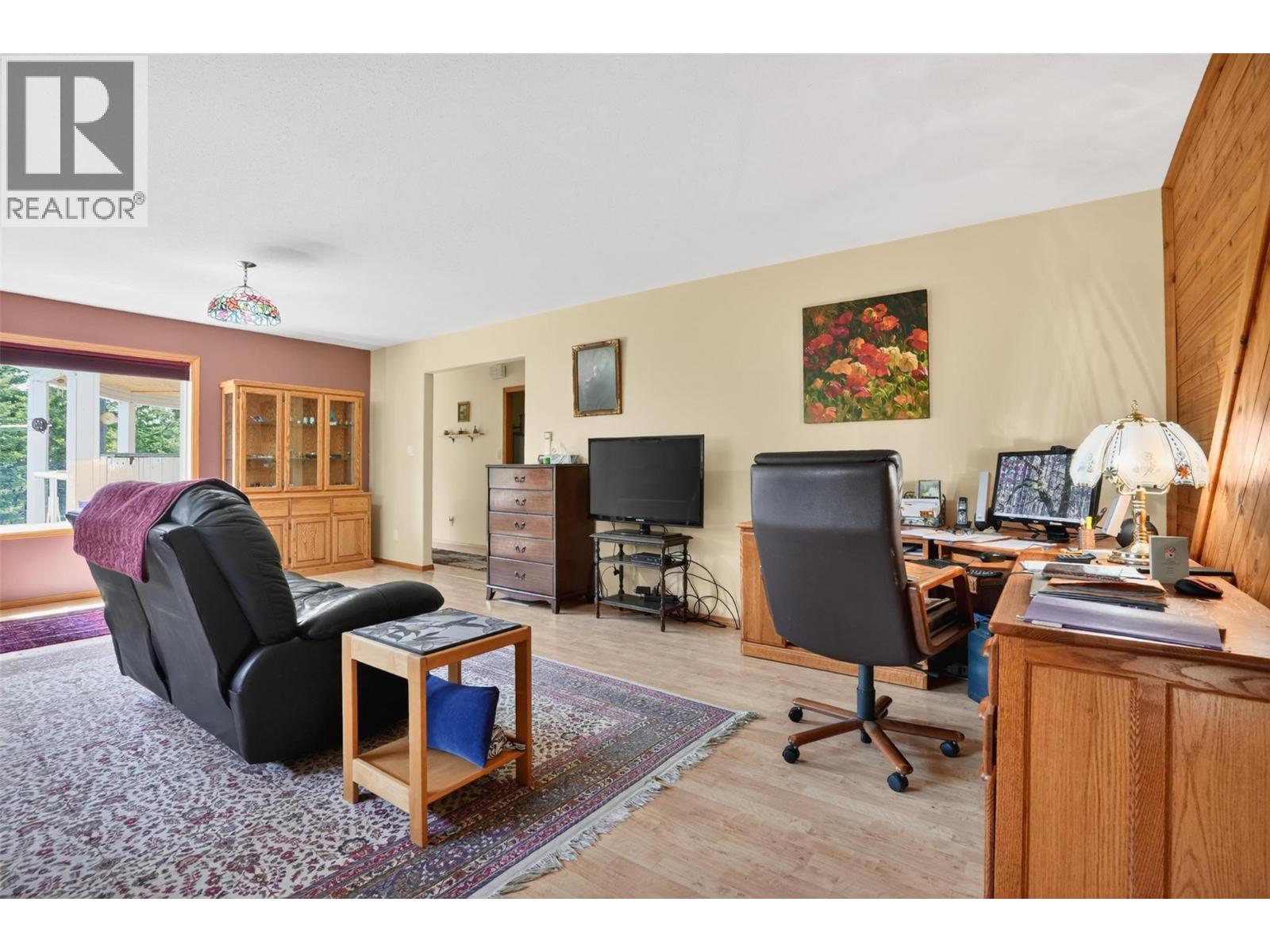 720 2ND Street - 23