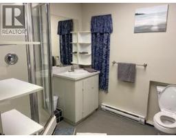 231 Finlayson Street, Sicamous, BC V0E2V1 Photo 37