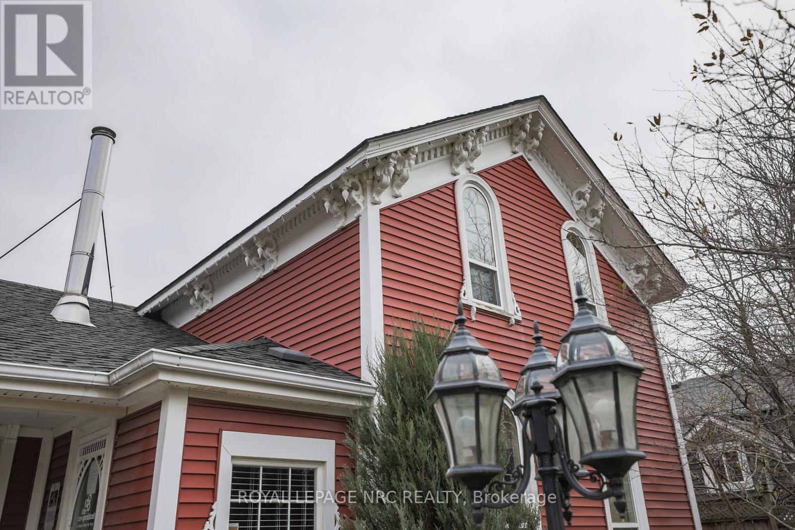264 RIDGE ROAD N